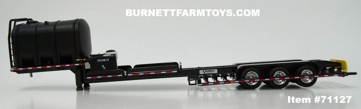 Item #71127 Black RoadRuner 4000 Sprayer Trailer - 1/64 Scale - Diecast Masters - Image 3